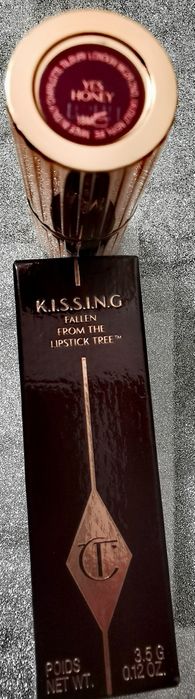 Kissing Yes Honey - Charlotte Tilbury