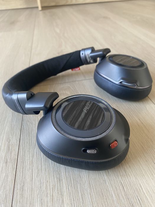Plantronics Voyager 8200 UC (B8200) ANC | Bluetooth | adapter USB