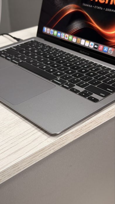 MacBook AIR 13' 2020 M1 16/256GB Space