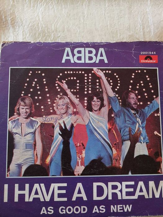 Discos de vinil e cassetes