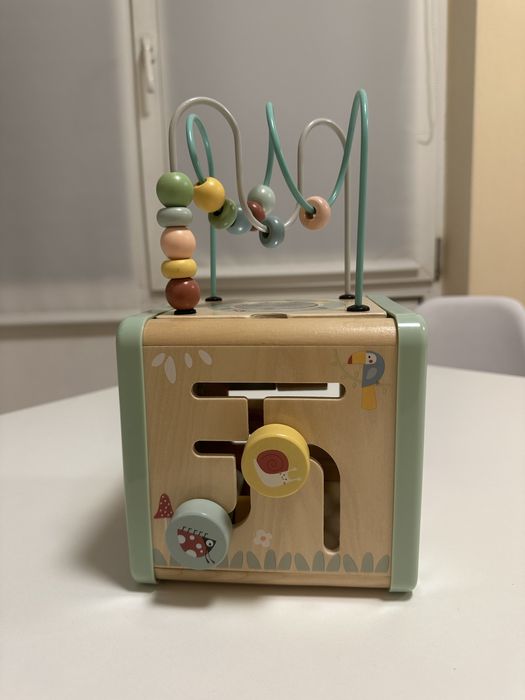 Маленький бізікуб