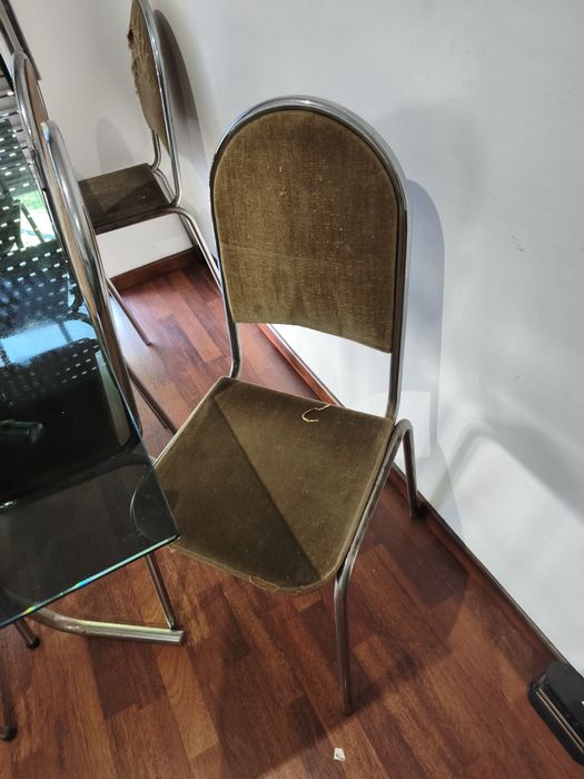 Vendo mesa em vidro