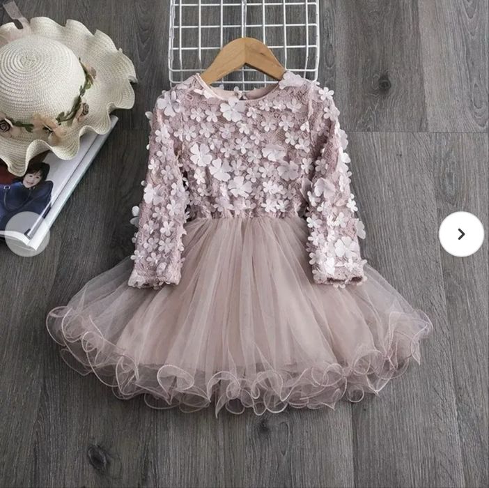 Святкова сукня для дівчинки