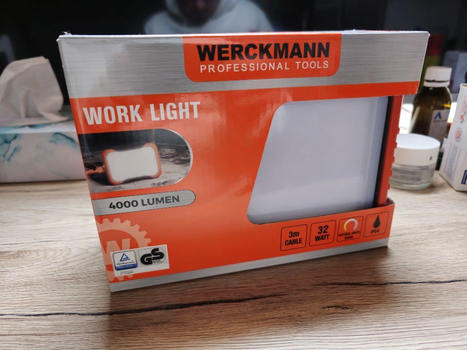 Lampa robocza WERCKMANN 4000Im 32W IP54 230v 3m Kabel IP54