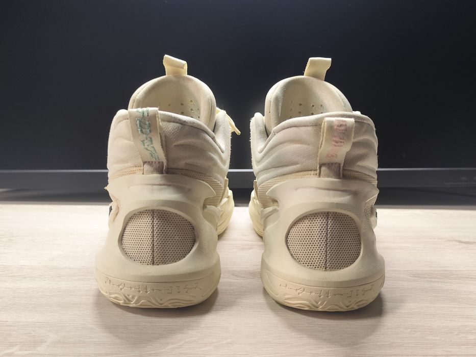 Nike cosmic unity 2