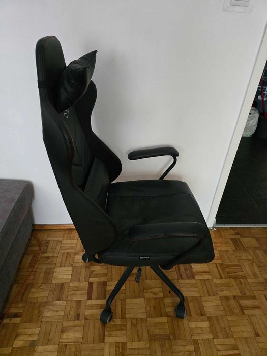 Fotel gamingowy/biurowy Sofotel Werona czarny
