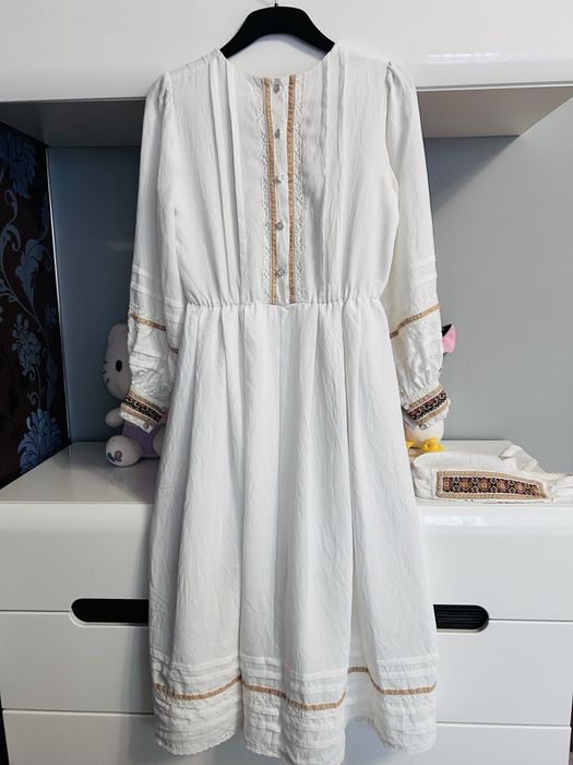 Плаття Вишите, Вишивка ручна,шите на замовлення, розмір М