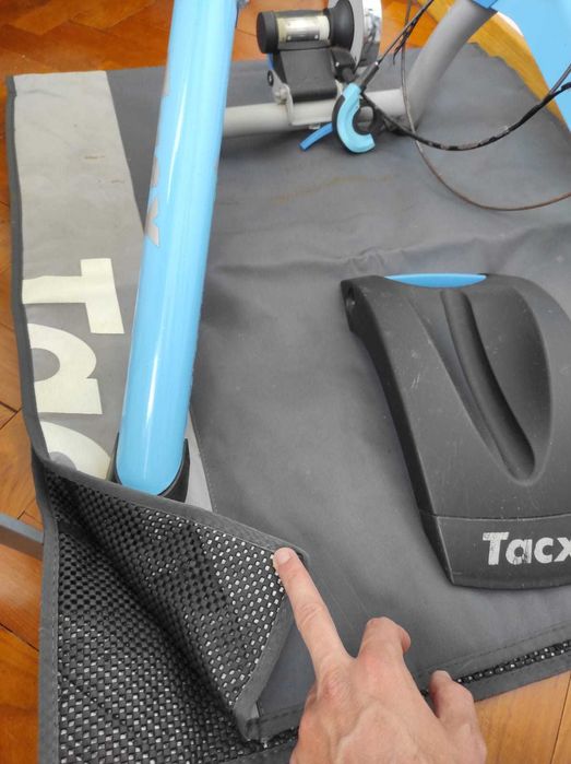 Rolo de Treino TACX bicicleta + Roda