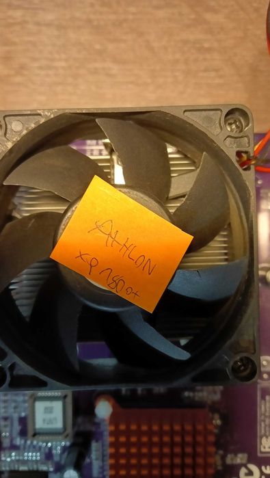 zestaw,płyta główna ECS L7VTA REV 1.0,athlon xp1800+, ddr400 256mb