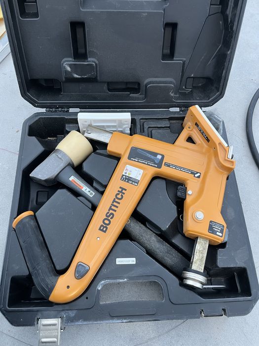BOSTITCH MFN-201 gwoździarka do podłóg – mało używana, walizka