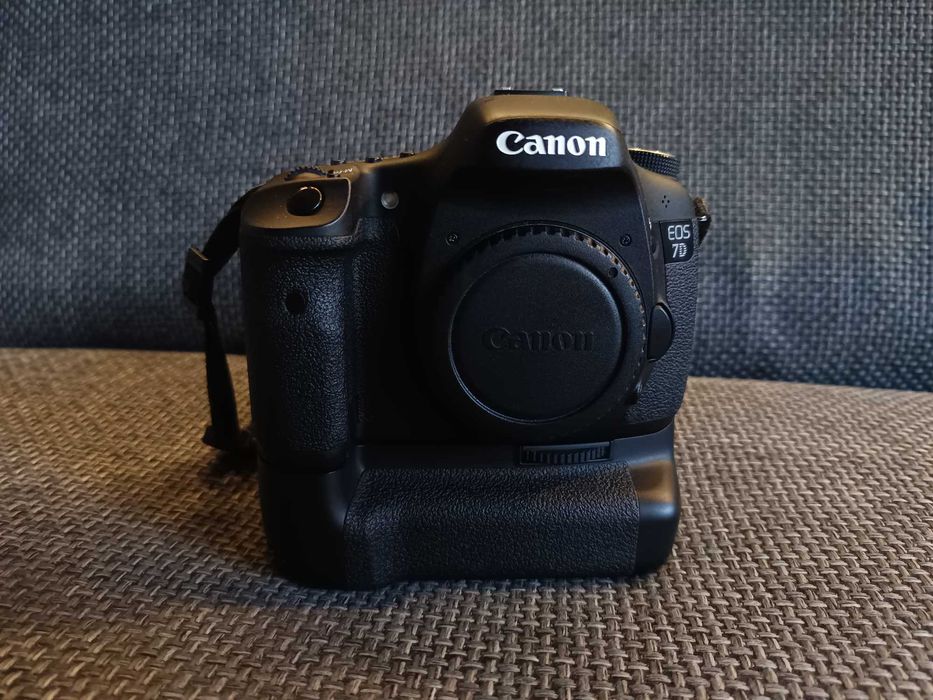 Canon EOS 7D z gripem stan idealny