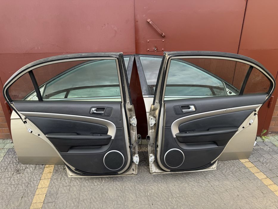 Двері для автомобіля Chevrolet Epica