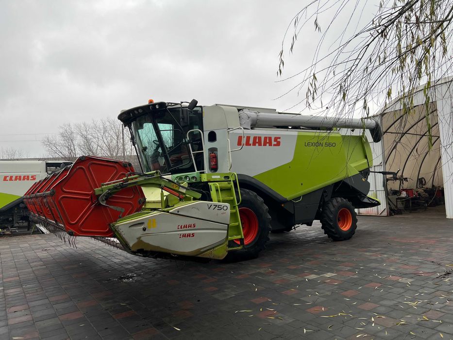 Зернозбиральний комбайн Claas Lexion 560 модель 670 !!!