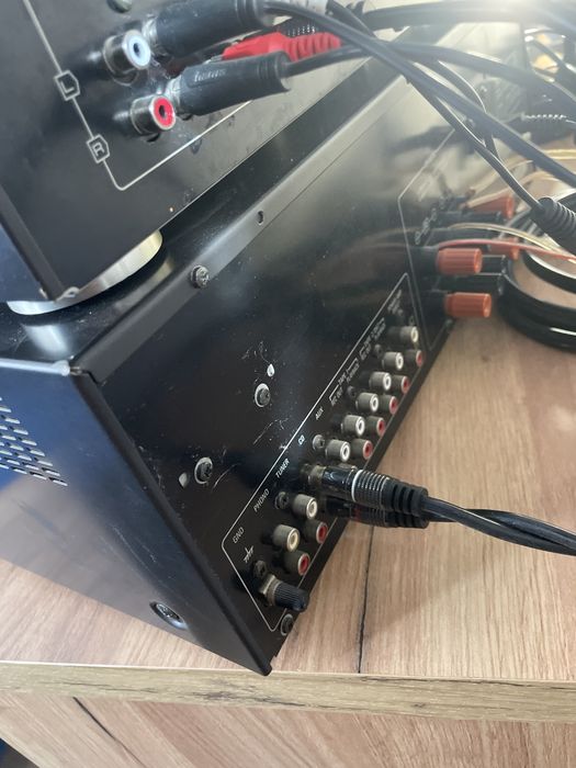 Wzmacniacz Technics SU-V570 PXS cap.