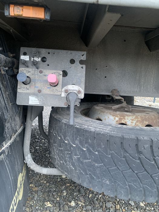 Напівпричіп тент Humbaur