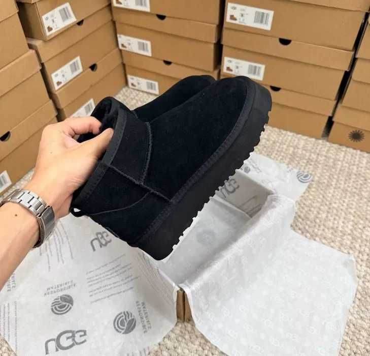 UGG Classic Mini Boots Black r.41