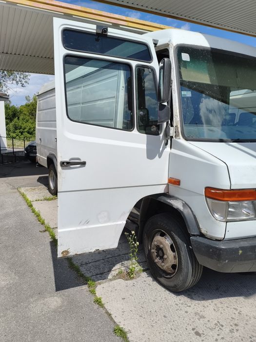 Продам авто Мерседес варіо.