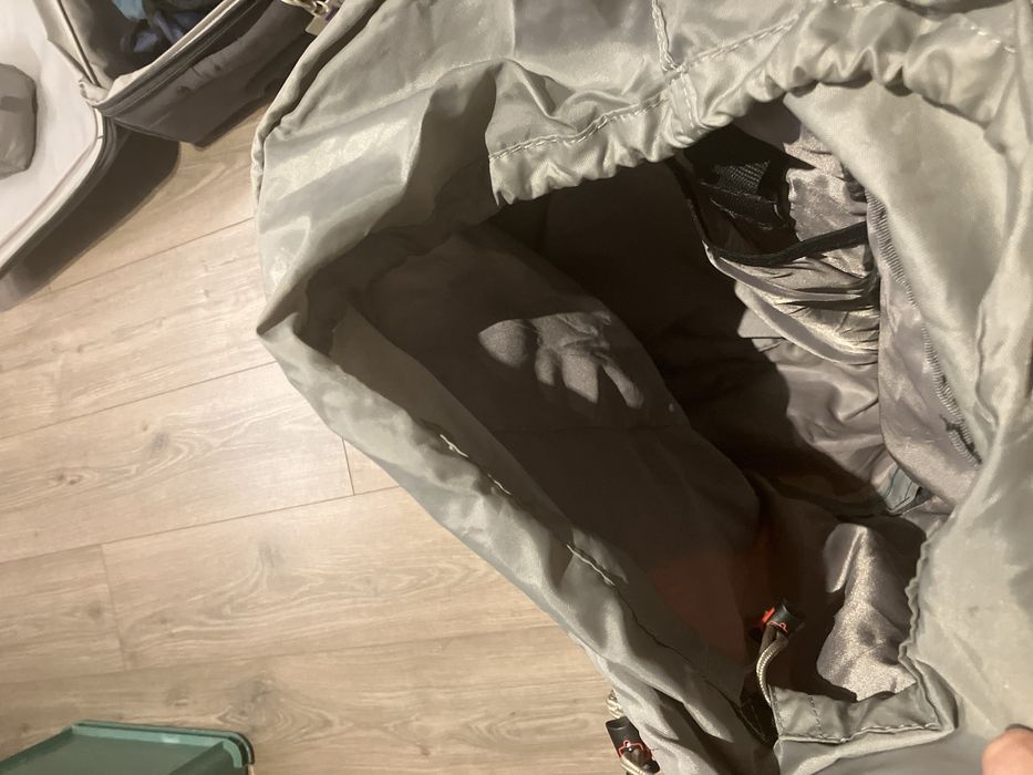 Mochila Deuter de campismo 65 + 10 l