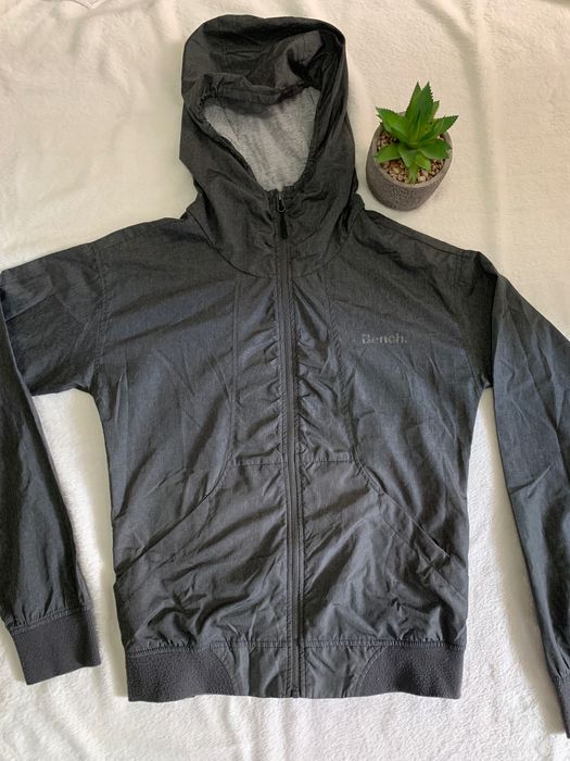 Kurtka z kapturem Bench
