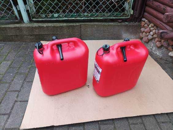 Sprzedam -Nowe Karnistry na paliwo 20l -50zl za sztuke