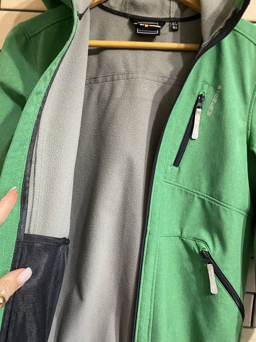 Icepeak.Вітровка на 13-14 років на підлітка.