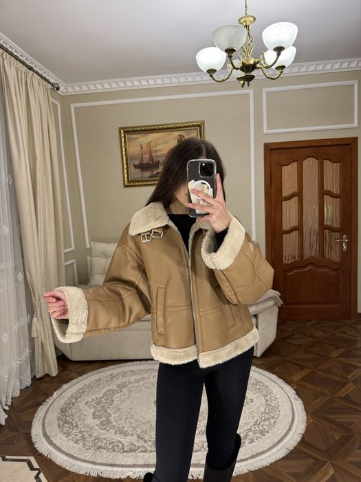 Коротка дублянка Reserved