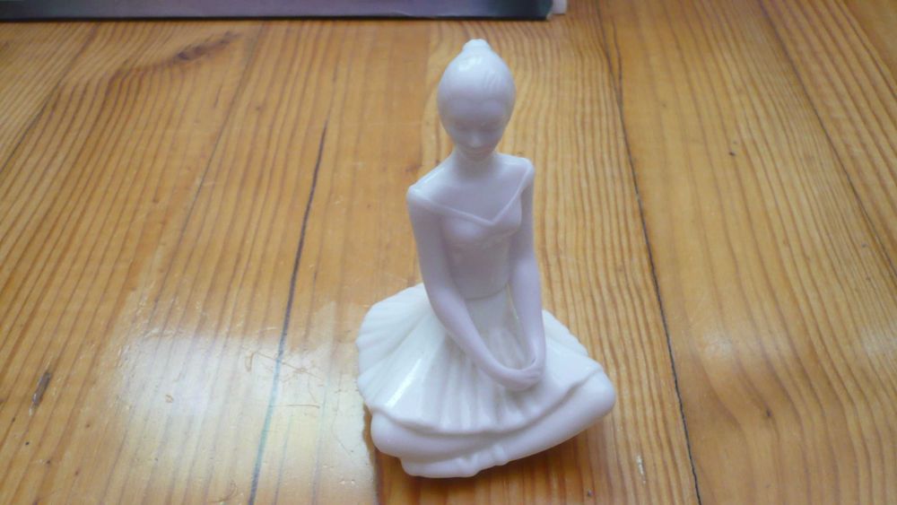 2 Frascos de Perfume Colecção Avon - Antigos