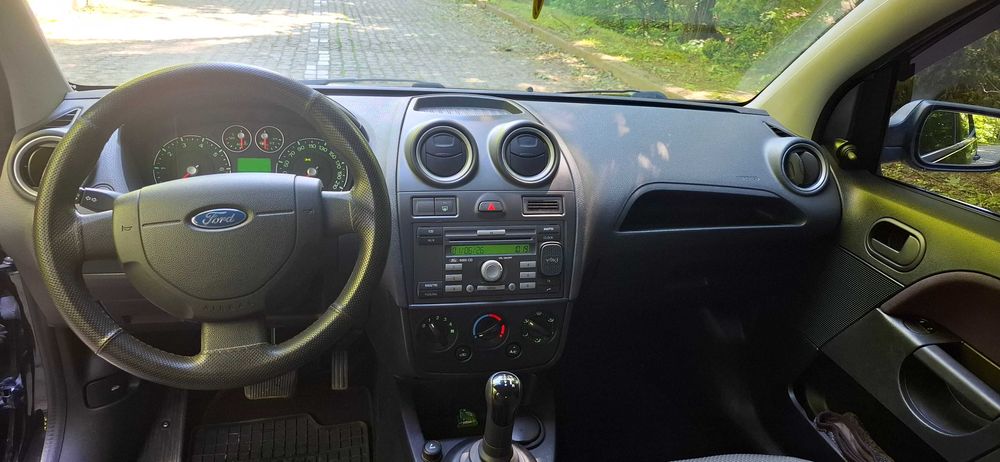 FORD FIESTA 1.4 Автомат.