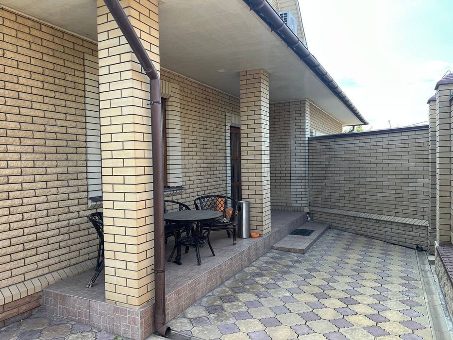 Продам 2х поверховий будинок Ремонт Правый берег