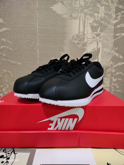 Оригінал Жіночі кросівки Nike Cortez Triple Black DN1791-001 US 9 / 26 см
