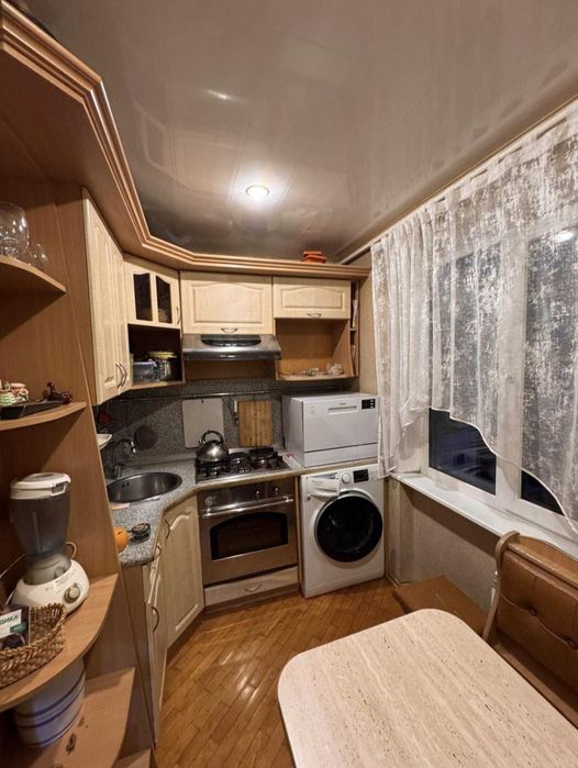 Продажа 2ой квартиры в Хортицком р-не