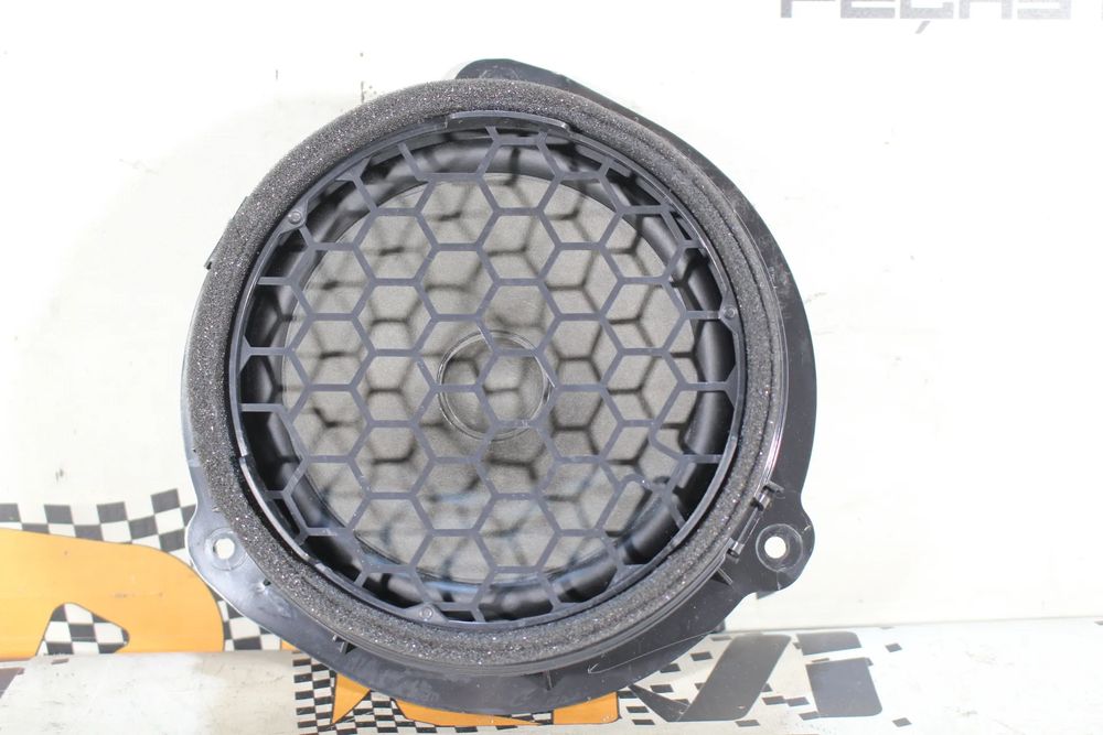 Coluna de som AUDI A3 (8V1, 8VK)