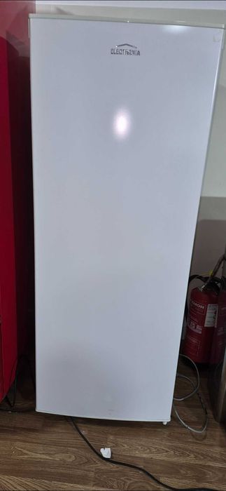 Frigorifico Para guardar mercadoria