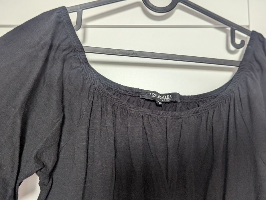 Bluzka z odkrytymi ramionami Top Secret r. 36