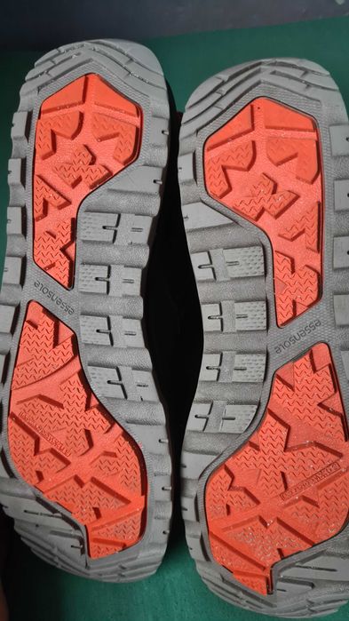 Buty zimowe EU 44 Decathlon QUECHUA