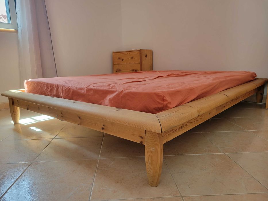 Cama de casal madeira