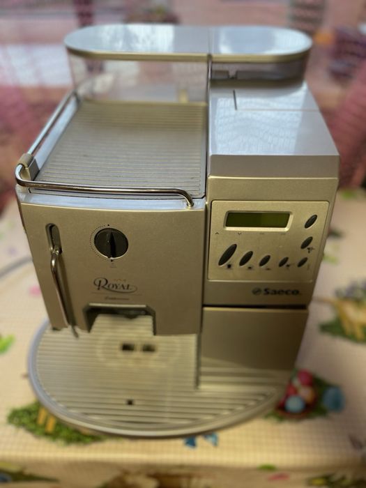 Кавомашина Saeco Royal