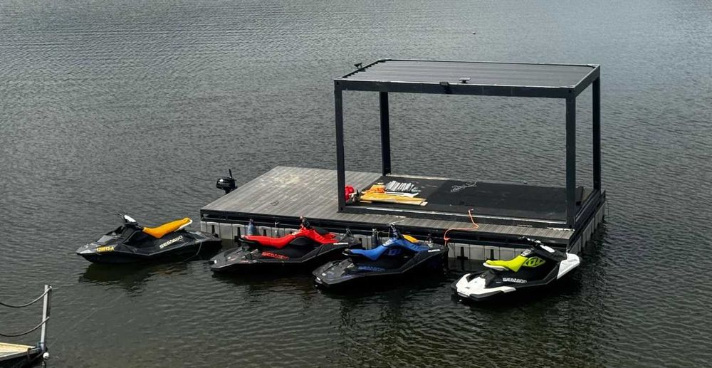 Houseboat Pomost Platforma Pływający Konstrukcja Pływająca Plywajaca
