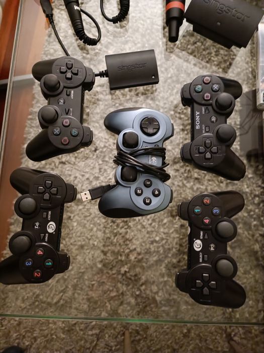 Ps3 + comandos PS Move + 4 microfones + 5 comandos64586274286978122