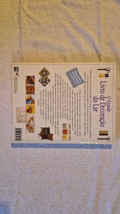 Livro "O Grande Livro de Decoração do Lar", de Nicholas Barnard