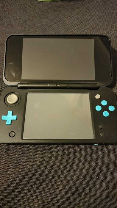 Konsola New Nintendo 2ds XL