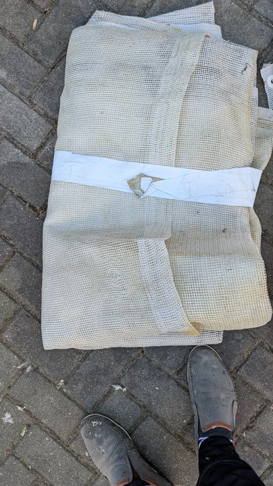 Siatka ochronna na rusztowanie 3 sztuki  56m²