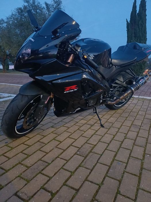 Suzuki GSXR 1000 K8