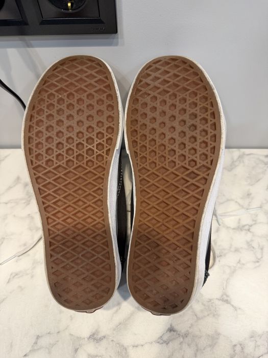 Продам кеди Vans 400грн.!