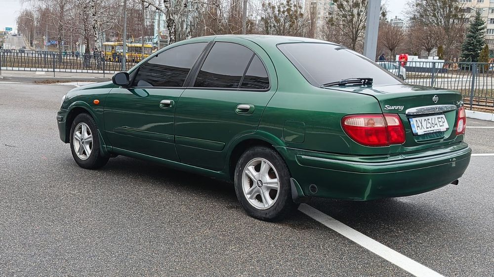 Продам Nissan almera автомат