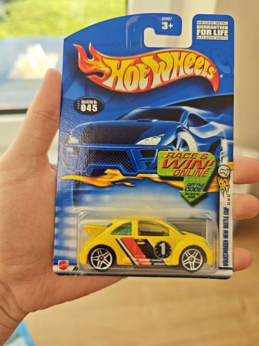 Hot wheels volkswagen new Beetle cup first editions 33/42 rocznik 2001