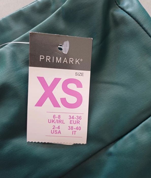 Leginsy eko skóra XS nowe z metką