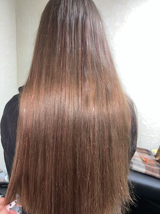 Капсульне нарощення та загущення біоволосся