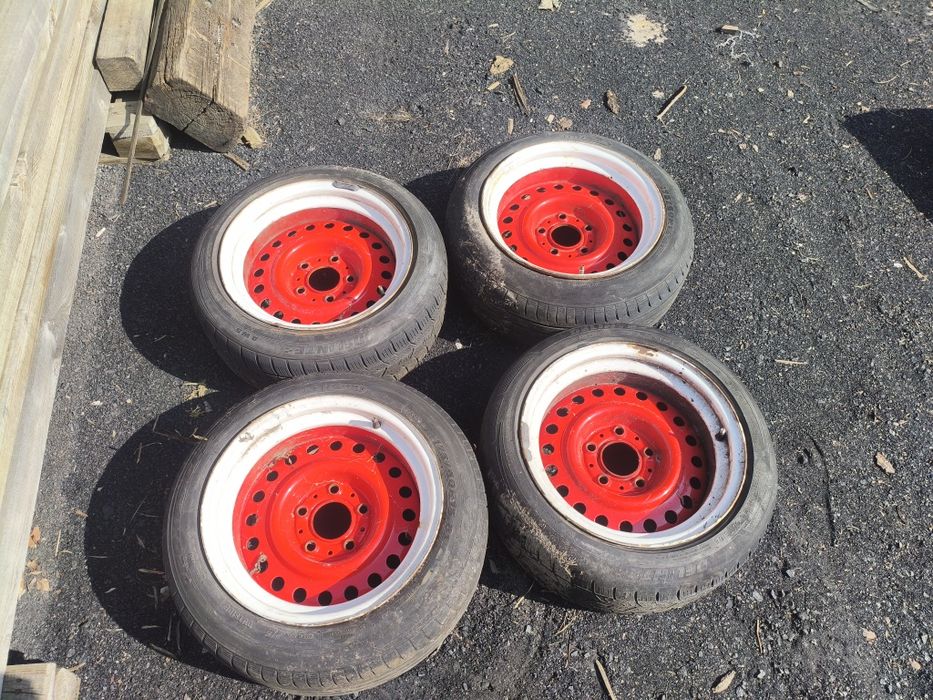 Szeroka stal BMW 120x5 15 komplet