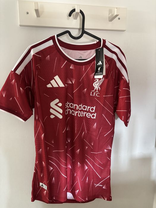T shirt liverpool 26/27